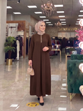 Kahverengi Taşlı Elbise - ön görünüm