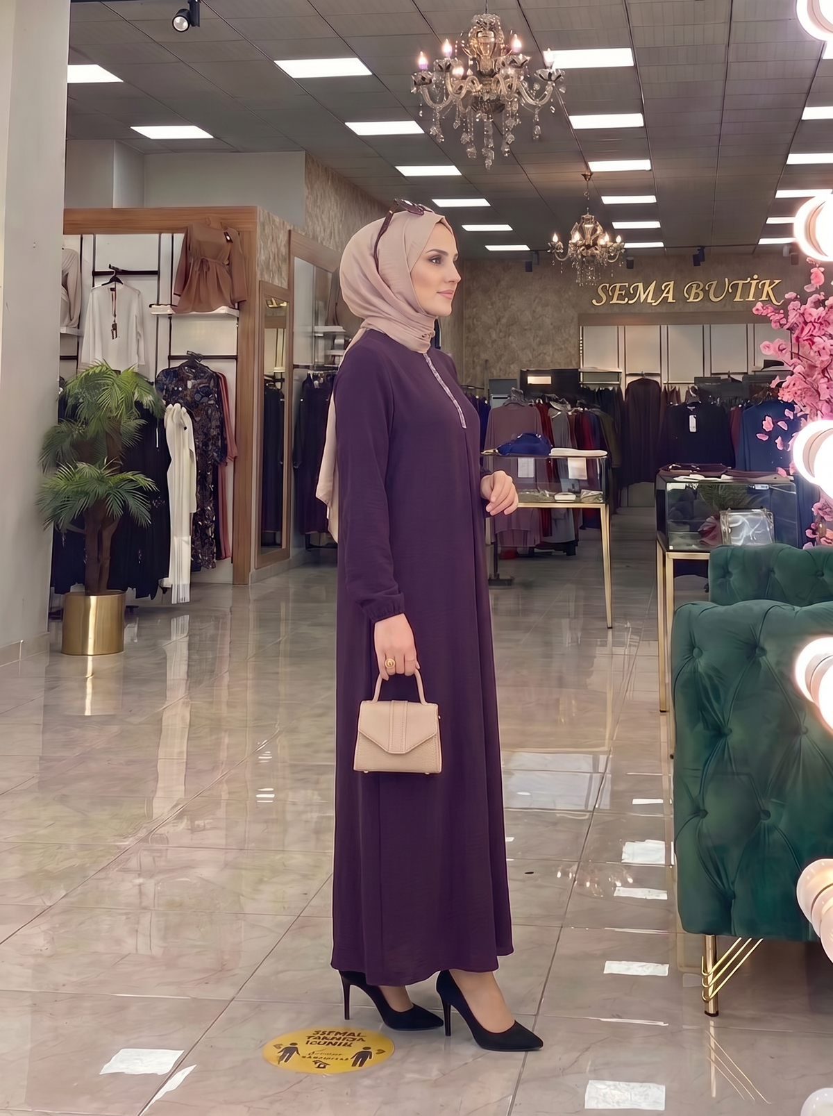 Mor Taşlı Elbise - yan görünüm